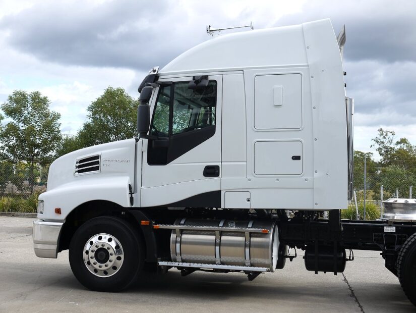 Truck Sleeper Cabs, custom & original equipment sleeper cabs